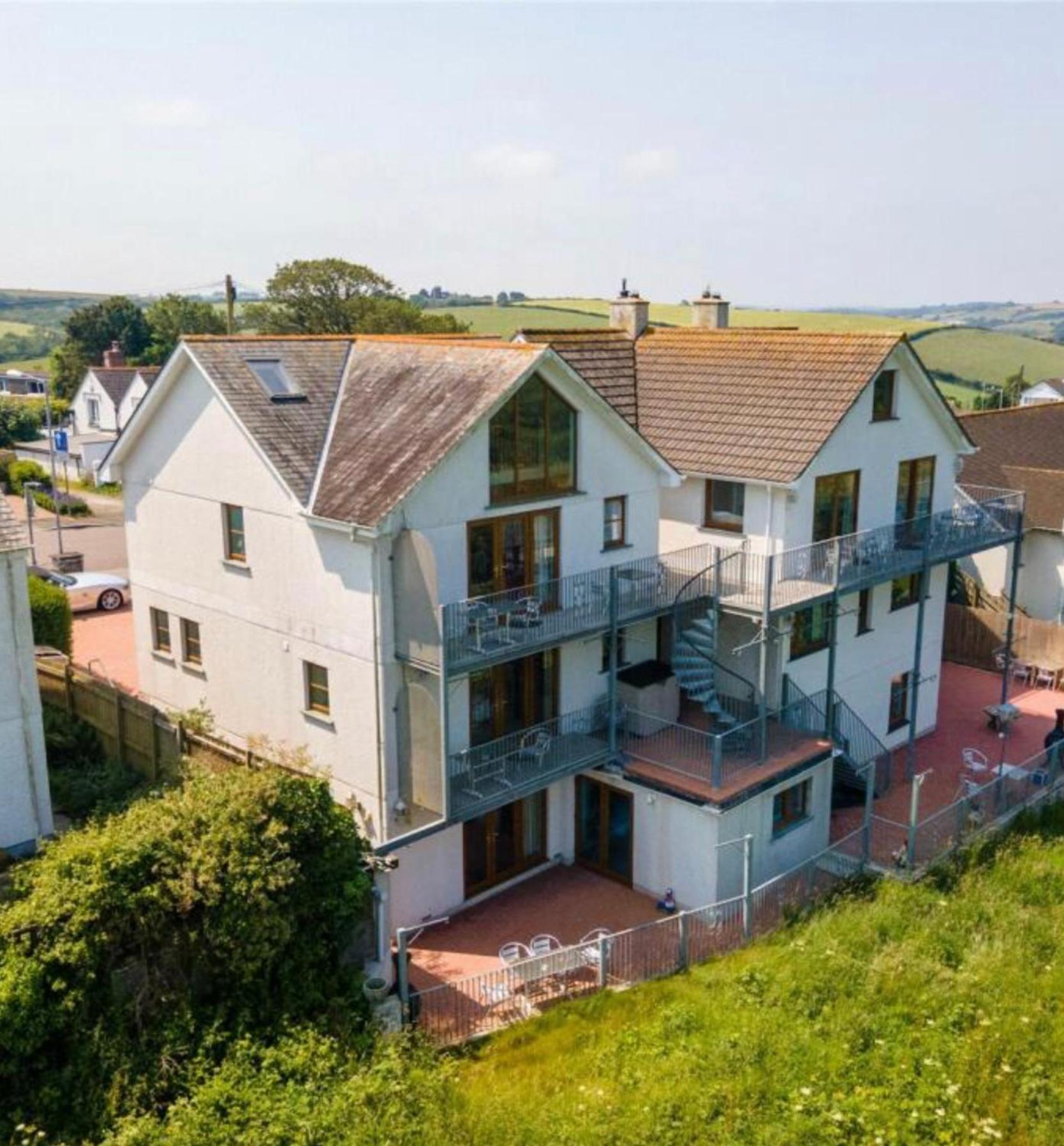 Orchard Manor Probus Exterior foto