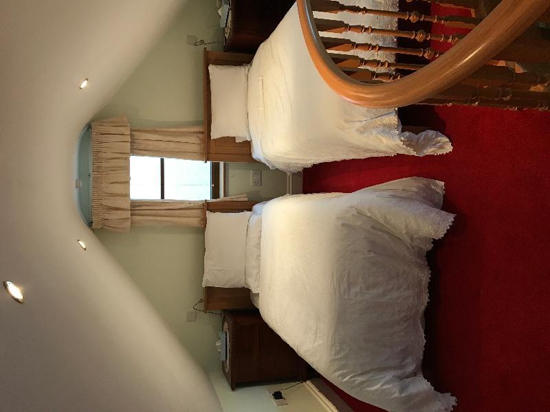 Orchard Manor Probus Exterior foto